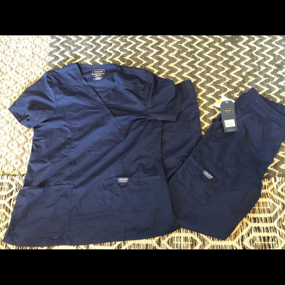 Cherokee Revolution Mock Scrub Top/ Cargo Bottoms